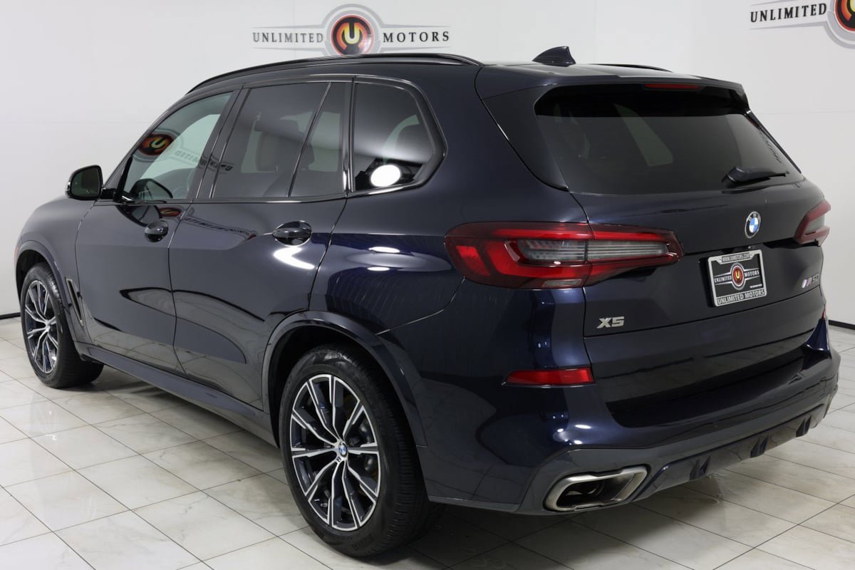Used 2023 BMW X5 M50i w/ Climate Comfort Package AWD/4WD image 4