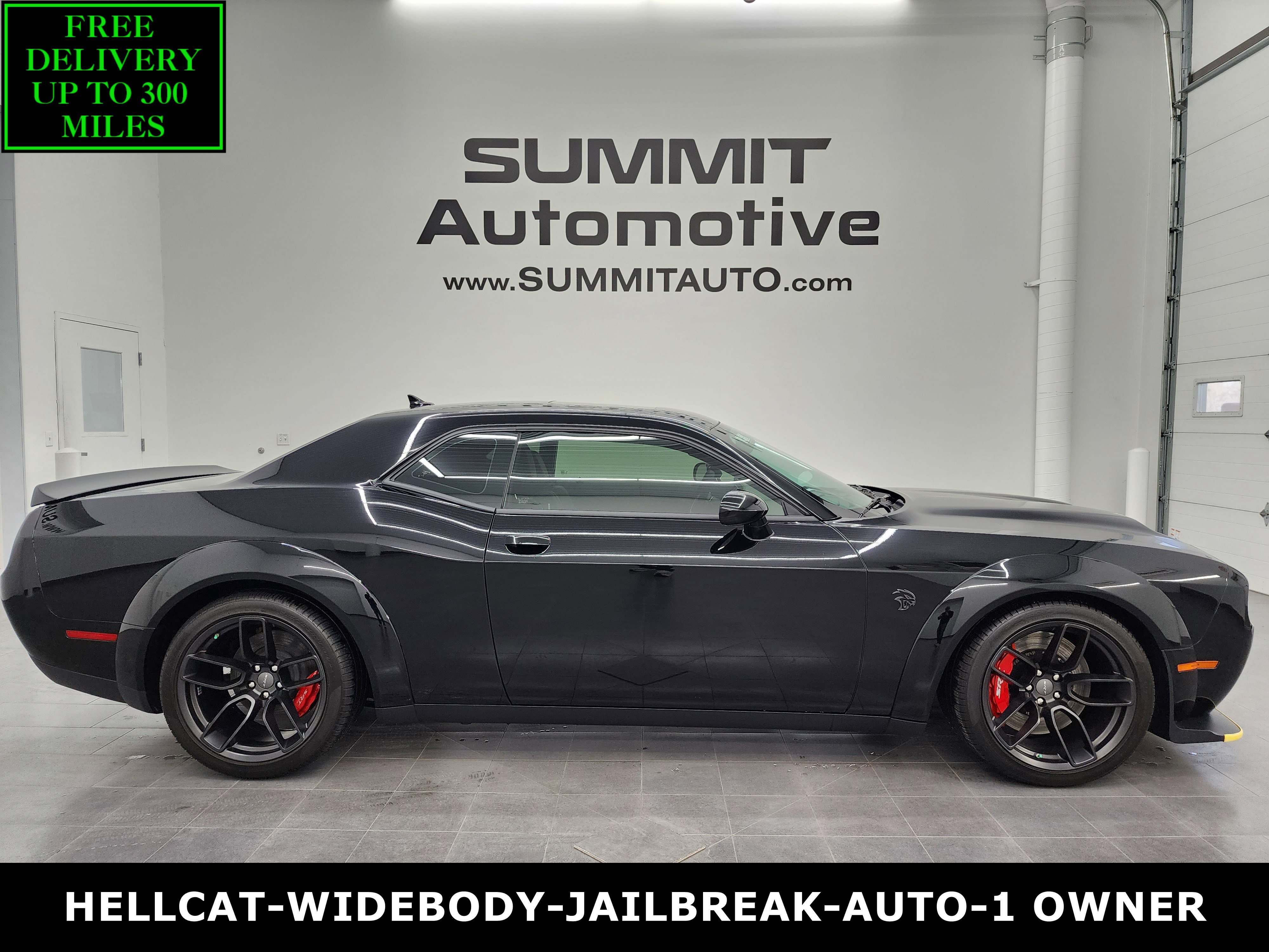 Used 2023 Dodge Challenger SRT Hellcat image 1