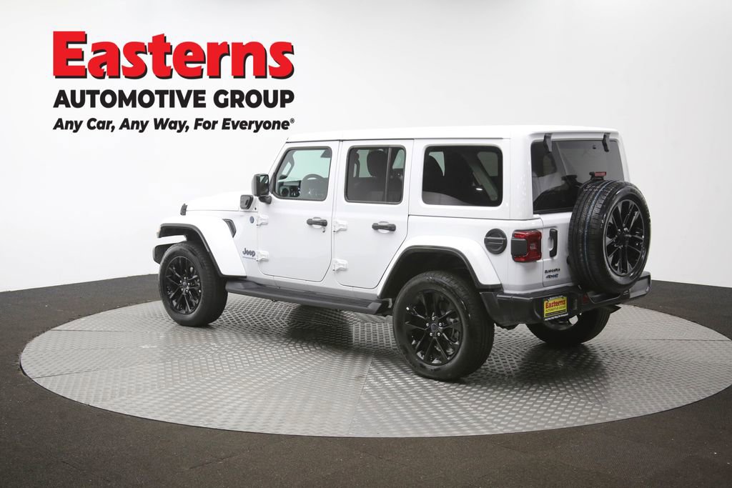 Used 2025 Jeep Wrangler Unlimited Sahara AWD/4WD image 59