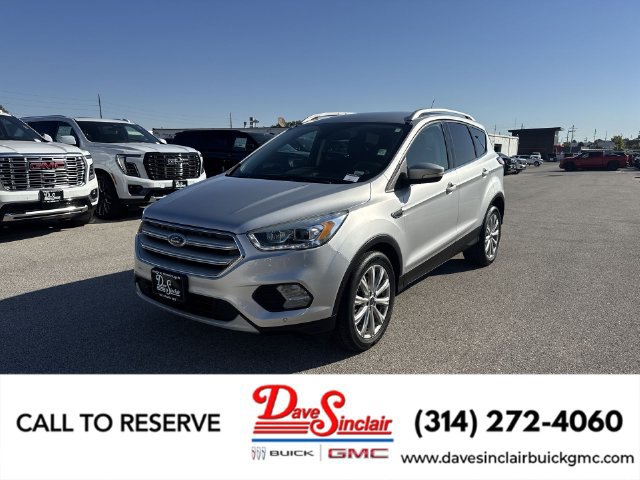 Used 2018 Ford Escape Titanium FWD image 1