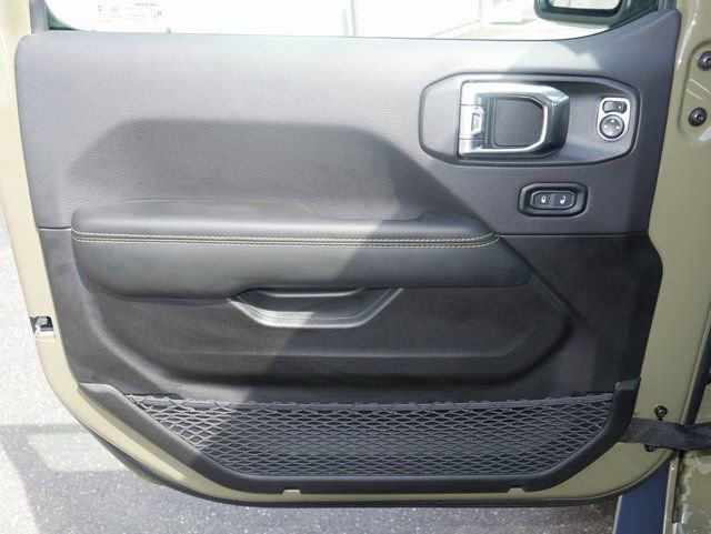 New 2025 Jeep Wrangler Unlimited Rubicon 392 image 16