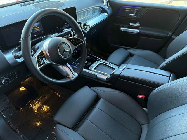 Certified 2025 Mercedes-Benz GLB 250 image 11