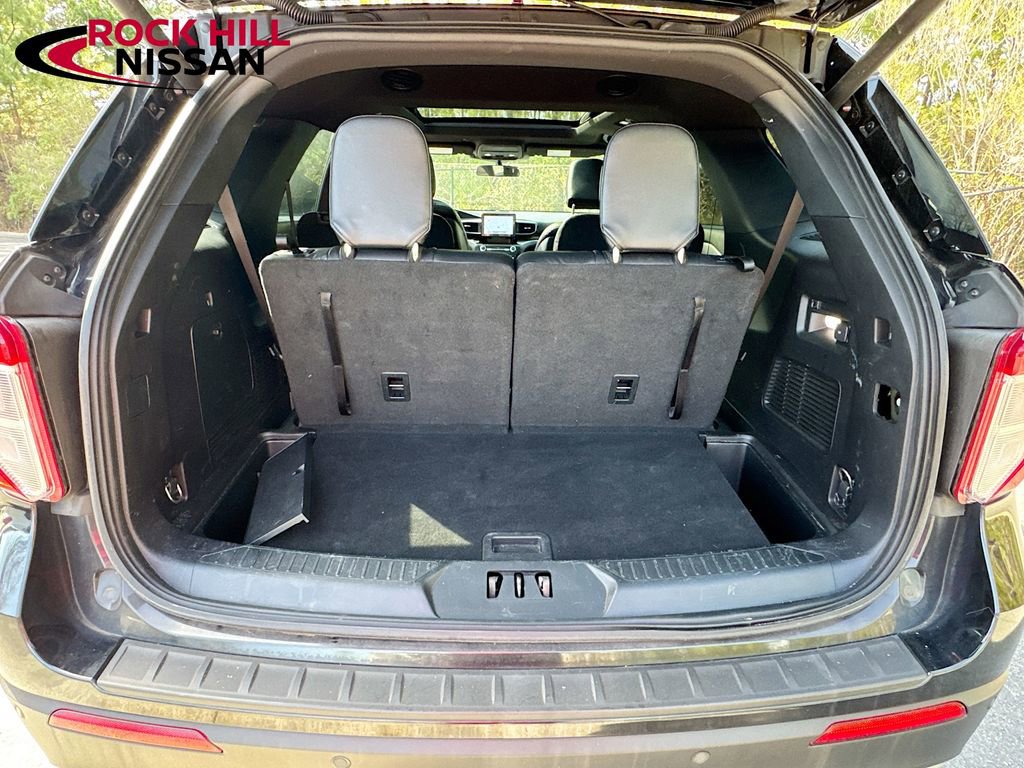Used 2020 Ford Explorer XLT w/ Equipment Group 202A image 27