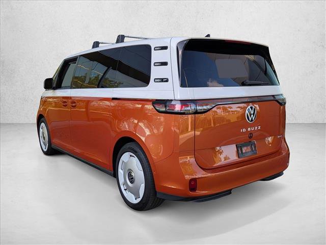 Used 2025 Volkswagen ID. Buzz 1st Edition AWD/4WD image 7