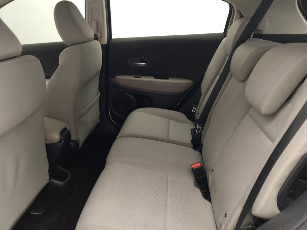 Used 2021 Honda HR-V LX image 18