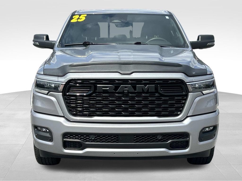Used 2025 RAM 1500 Big Horn AWD/4WD image 9