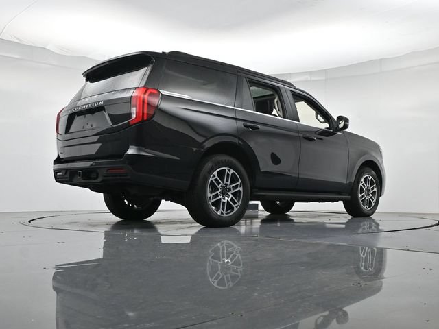 Certified 2025 Ford Expedition Active RWD image 37