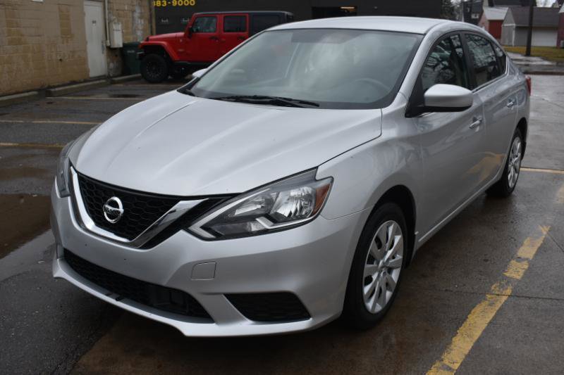 Used 2019 Nissan Sentra S image 2