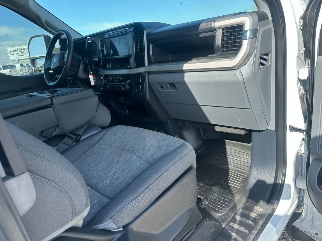 Used 2023 Ford F450 XL AWD/4WD image 14