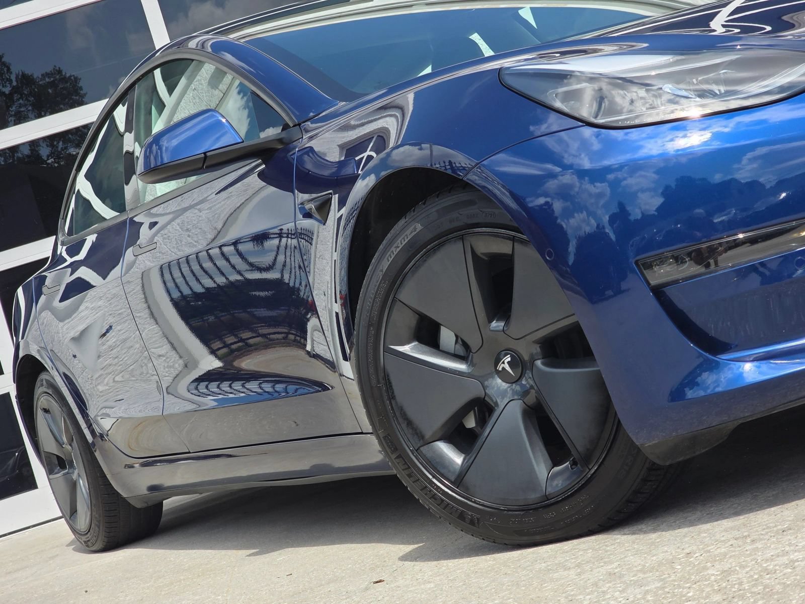 Used 2022 Tesla Model 3 Long Range AWD/4WD image 12