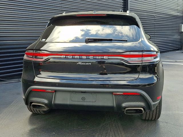Certified 2023 Porsche Macan Turbo AWD/4WD image 6