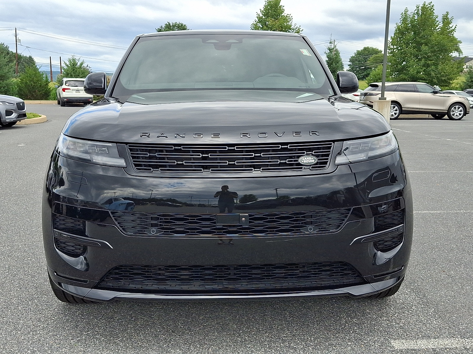New 2026 Land Rover Range Rover Sport Dynamic SE AWD/4WD image 6