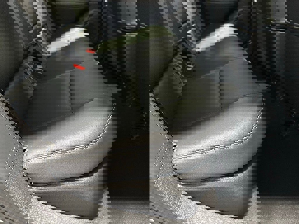 Used 2025 Toyota Prius XLE image 54