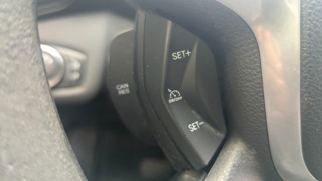 Used 2015 Ford Escape SE FWD image 26