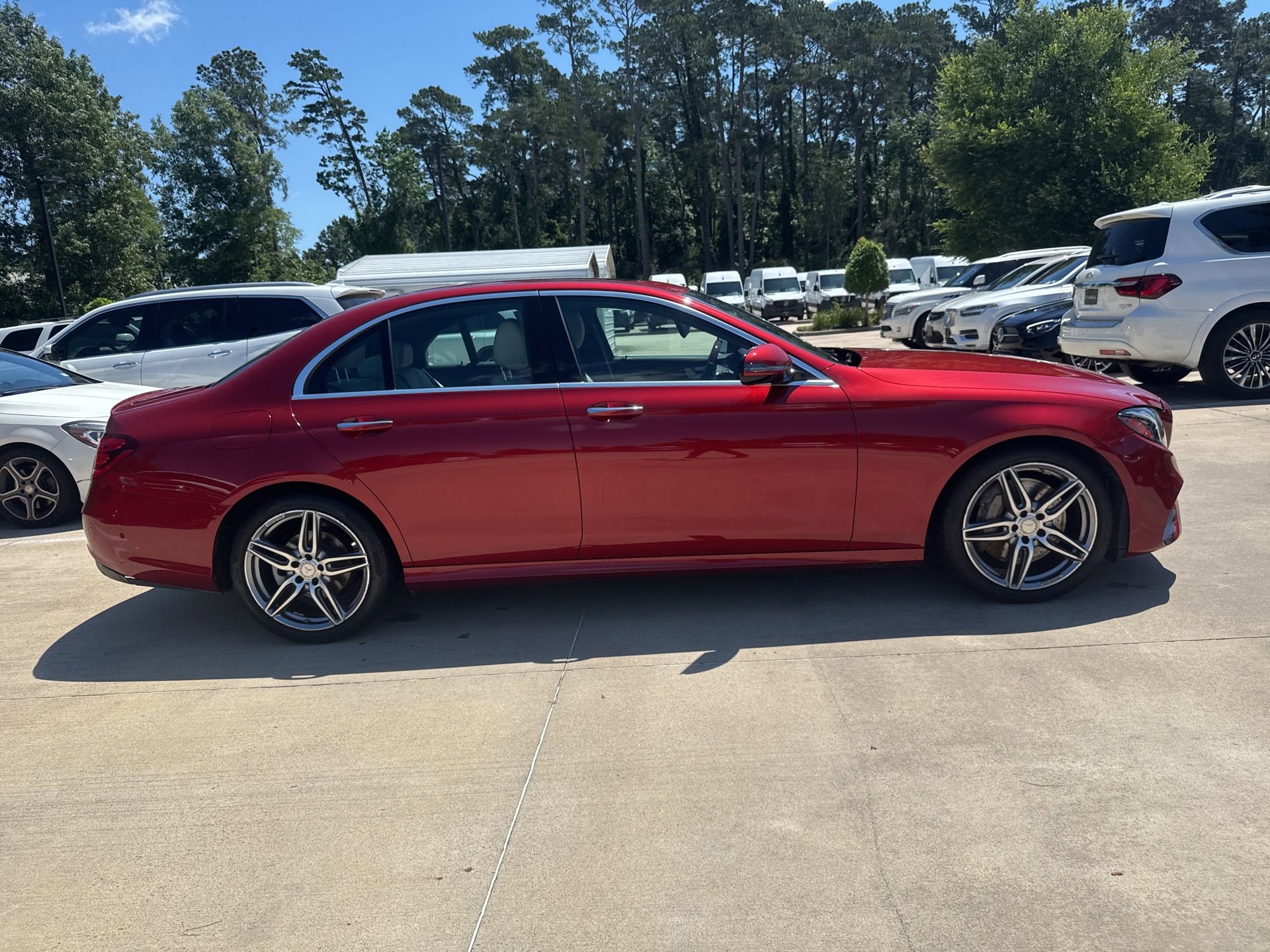 Used 2017 Mercedes-Benz E 300 image 3