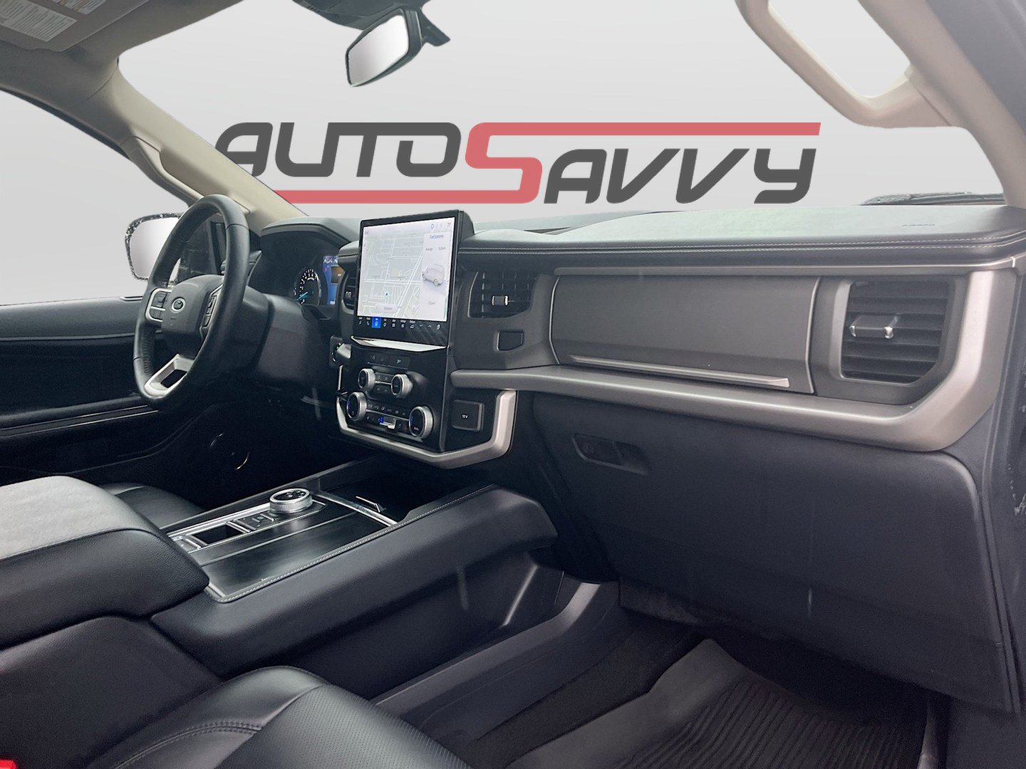 Used 2024 Ford Expedition XLT RWD image 30