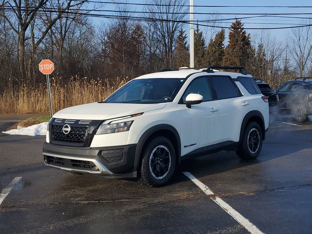 New 2025 Nissan Pathfinder Rock Creek image 2