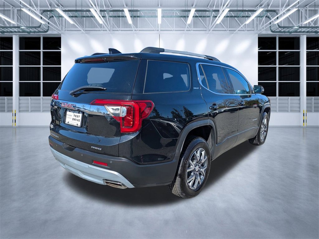 Used 2023 GMC Acadia SLT image 4