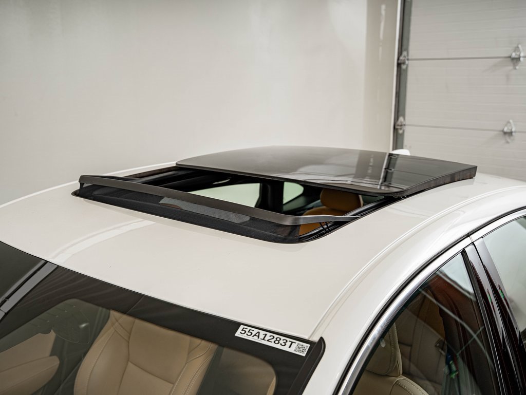 Used 2023 Volvo S90 B6 Ultimate w/ Lounge Package image 14