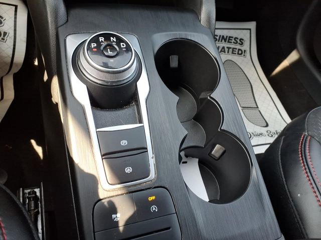 Certified 2025 Ford Escape ST-Line AWD/4WD image 22