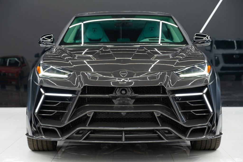 Used 2024 Lamborghini Urus S AWD/4WD image 2