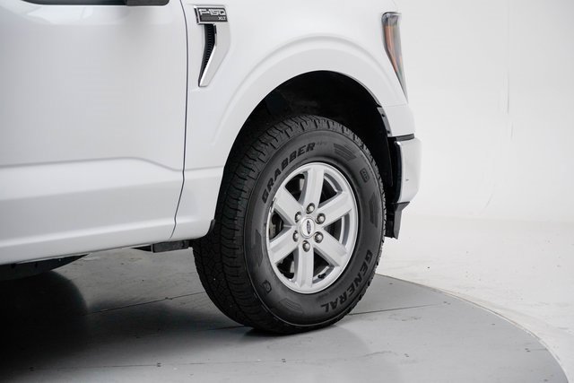 Used 2023 Ford F150 XLT w/ Trailer Tow Package image 8