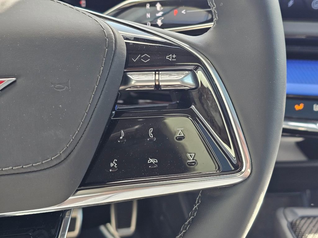 New 2026 Cadillac Optiq V AWD/4WD image 25