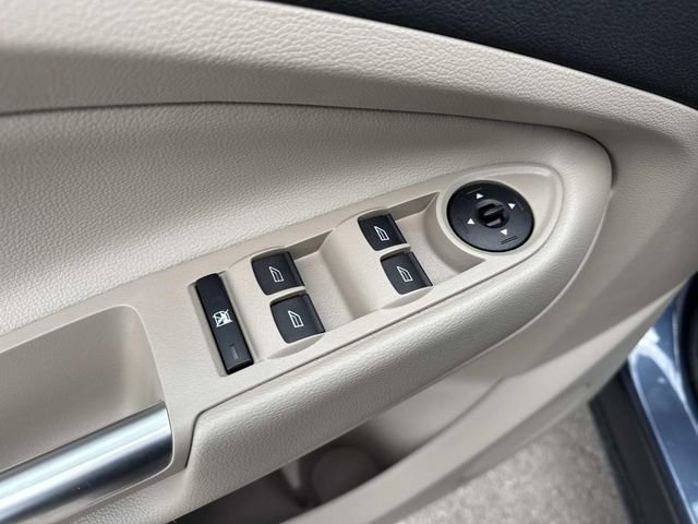 Used 2018 Ford Escape SEL image 13