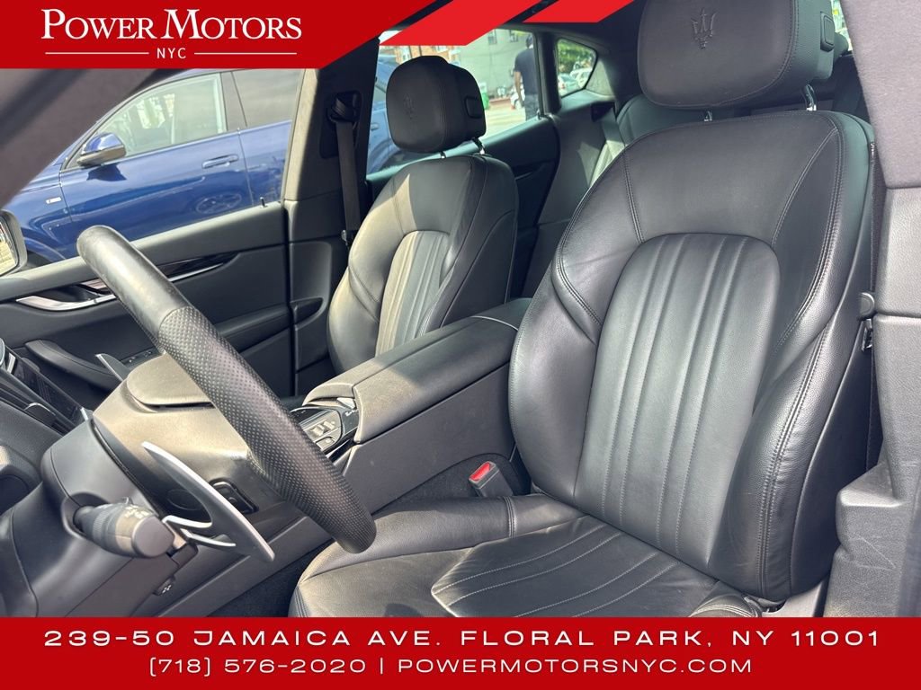 Used 2023 Maserati Levante Modena image 32