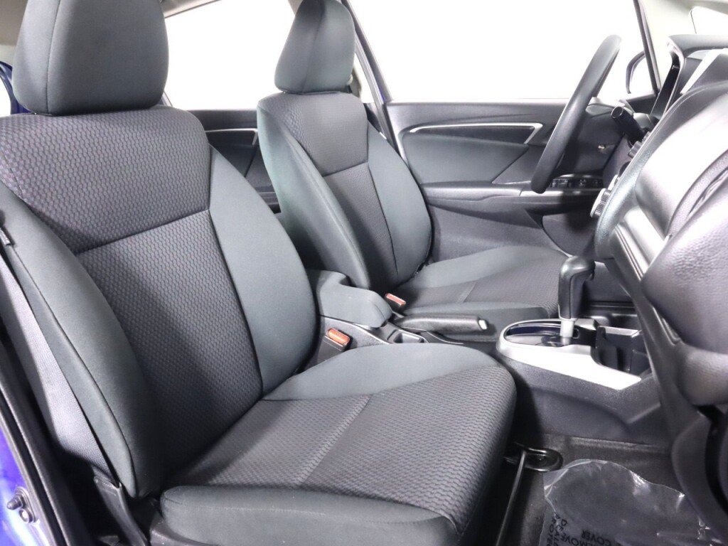 Used 2020 Honda Fit LX image 31