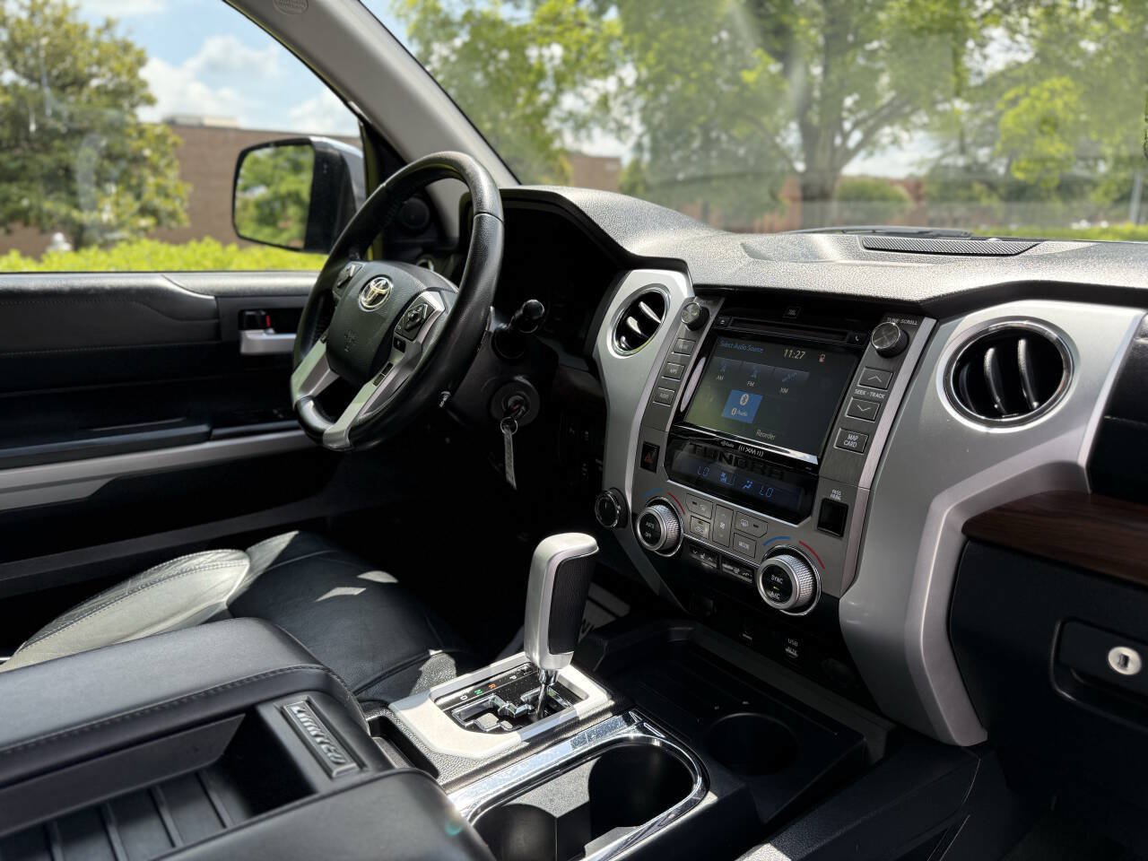 Used 2018 Toyota Tundra Limited w/ Limited Premium Package AWD/4WD image 13