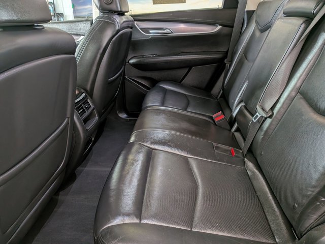 Used 2017 Cadillac XT5 Premium Luxury image 14