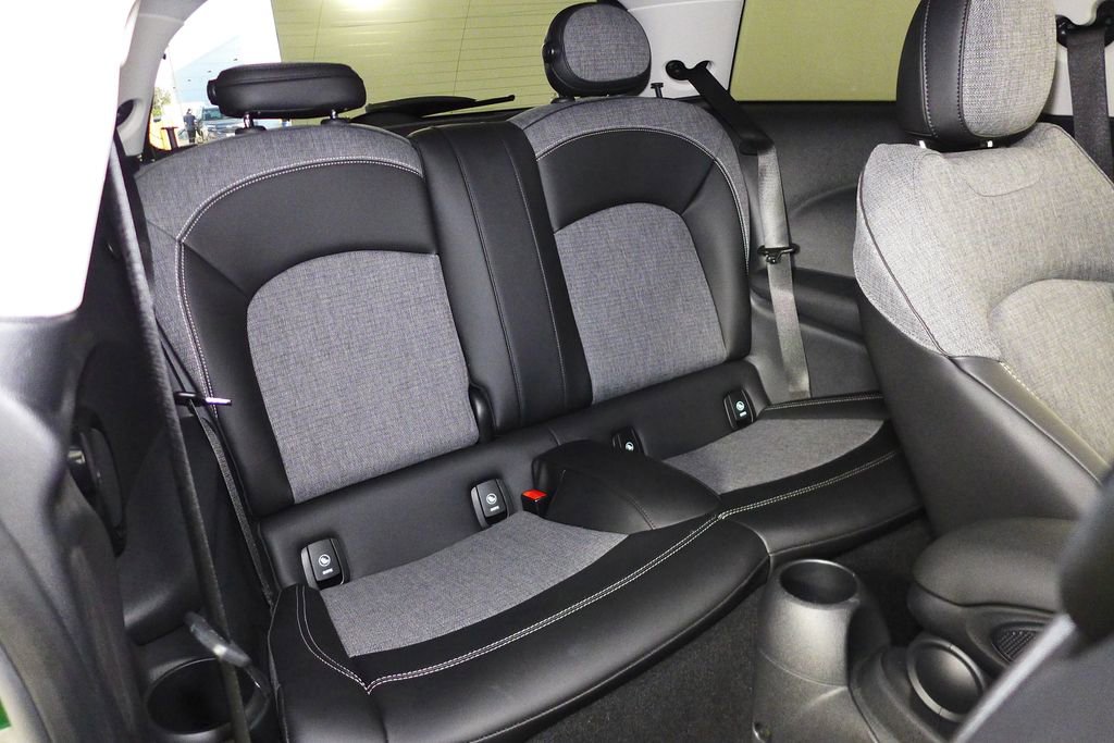 Used 2022 MINI Cooper SE image 21