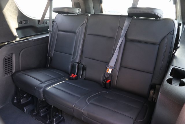 Used 2024 GMC Yukon XL Denali image 16