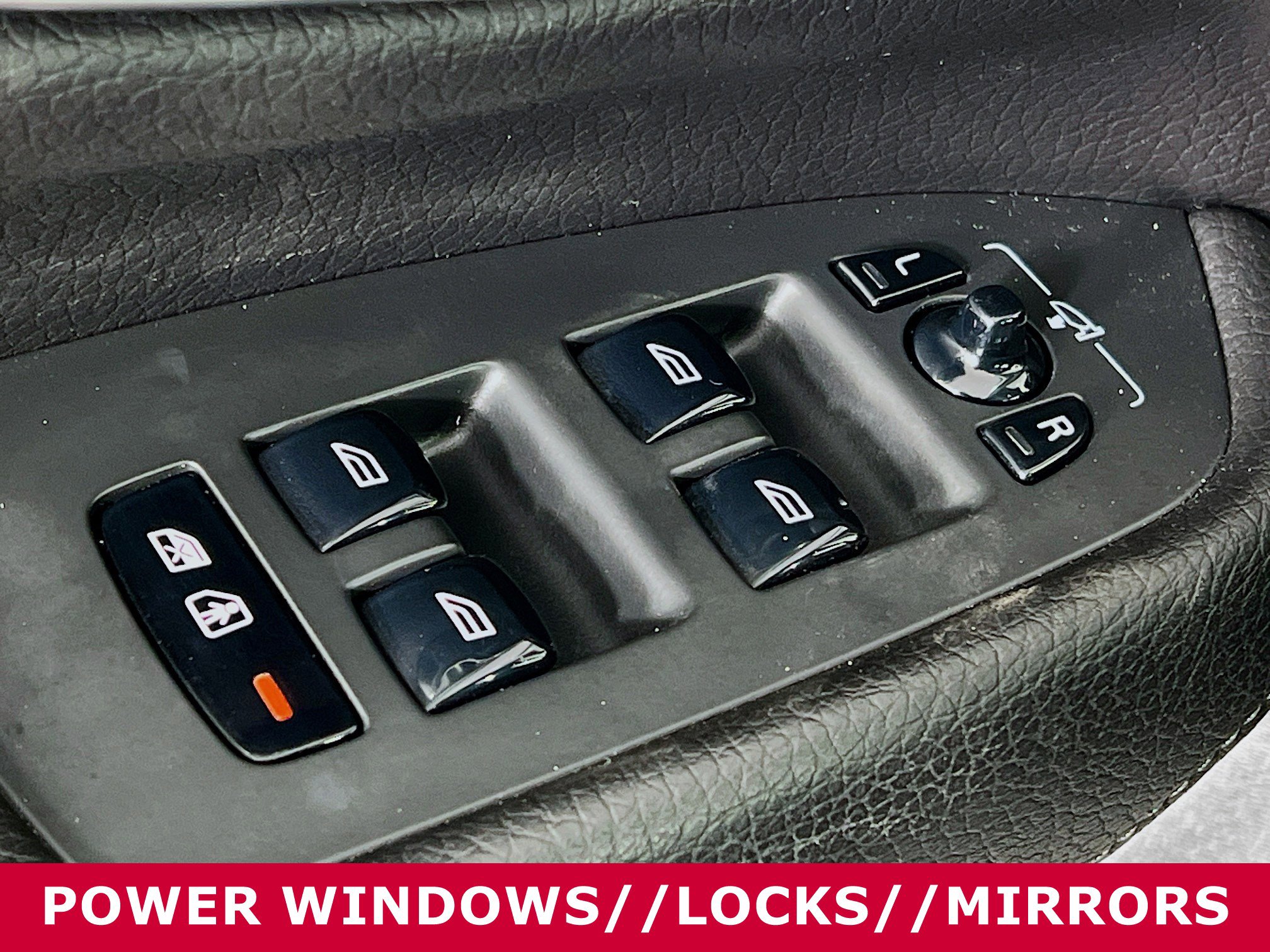 Used 2020 Volvo XC90 T6 Momentum image 20