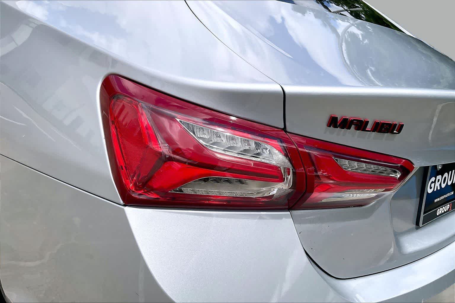 Used 2021 Chevrolet Malibu LT w/ Redline Edition FWD image 26