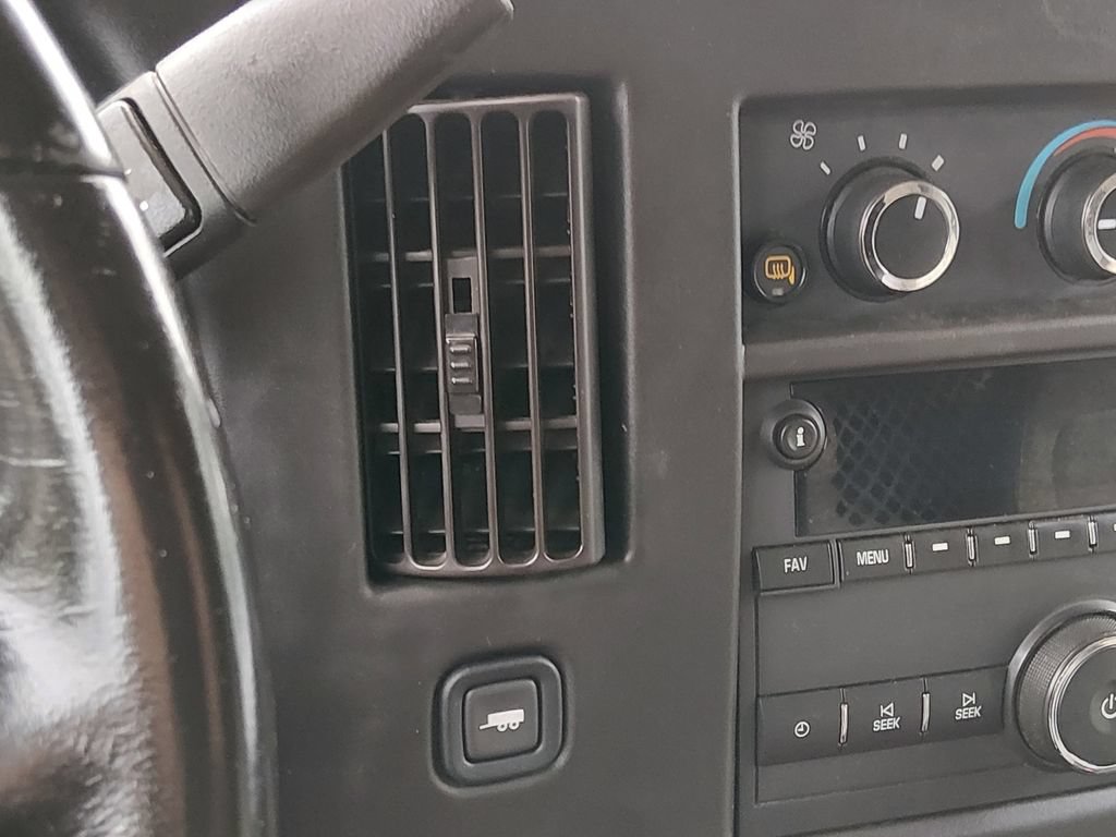 Used 2022 Chevrolet Express 2500 w/ Driver Convenience Package RWD image 19
