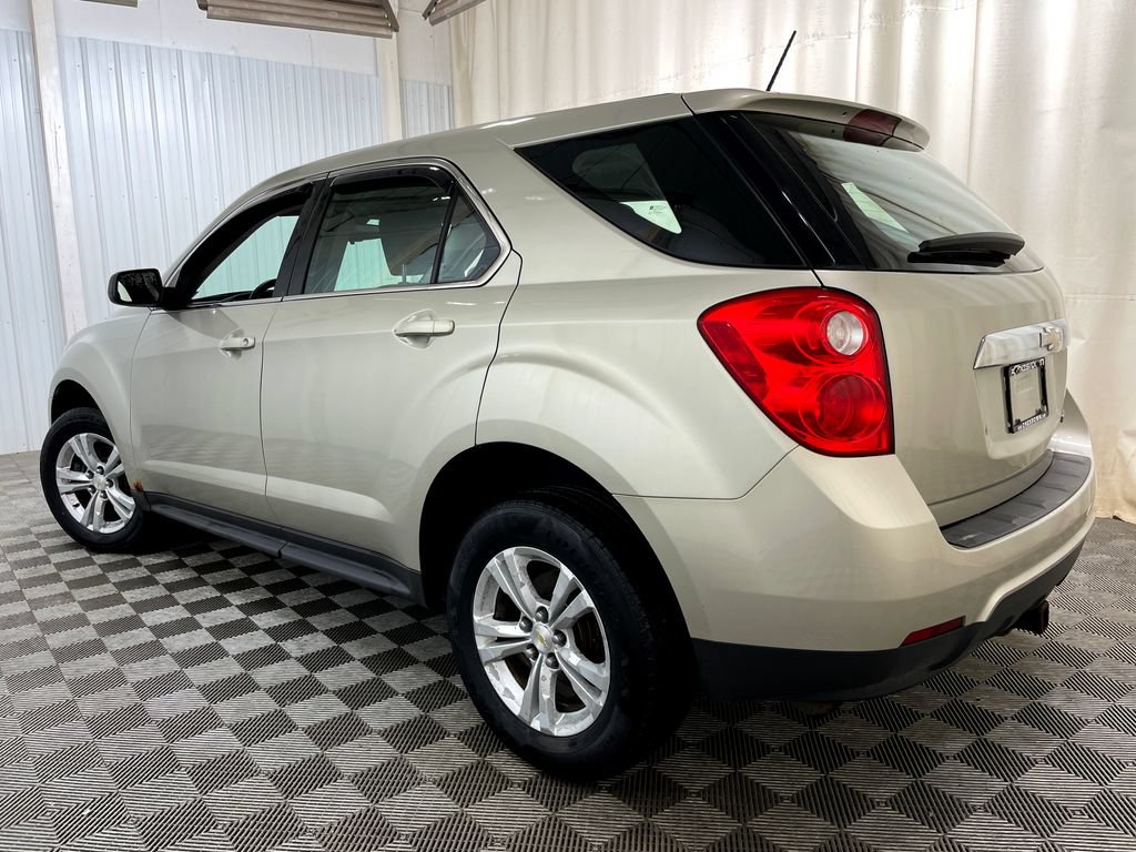 Used 2015 Chevrolet Equinox LS FWD image 12
