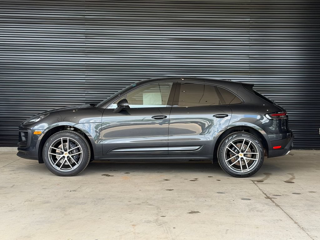 New 2026 Porsche Macan AWD/4WD image 2