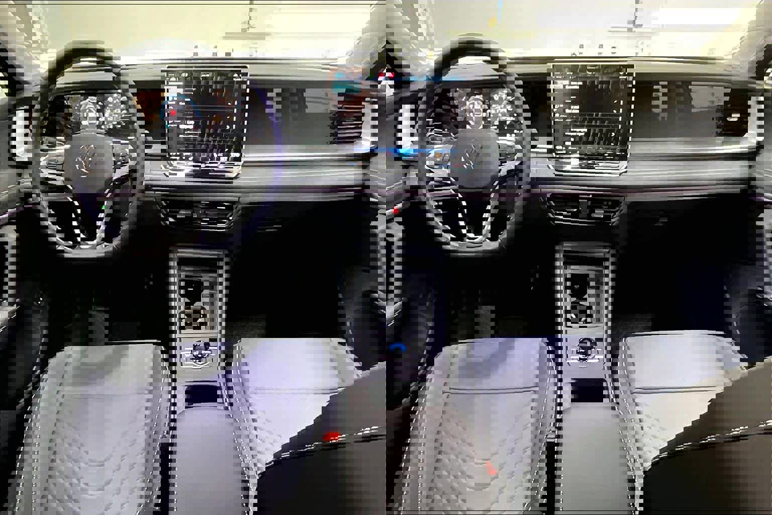 New 2026 Volkswagen Tiguan SE image 7