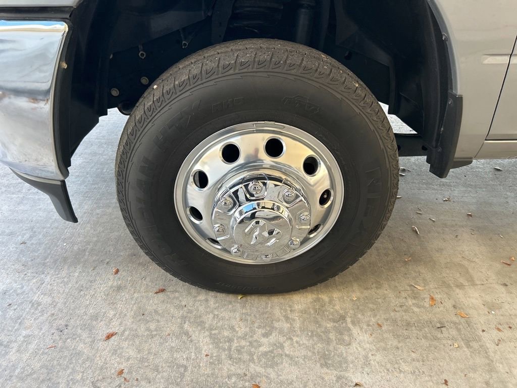 Used 2024 RAM 3500 Laramie w/ Bed Utility Group image 13