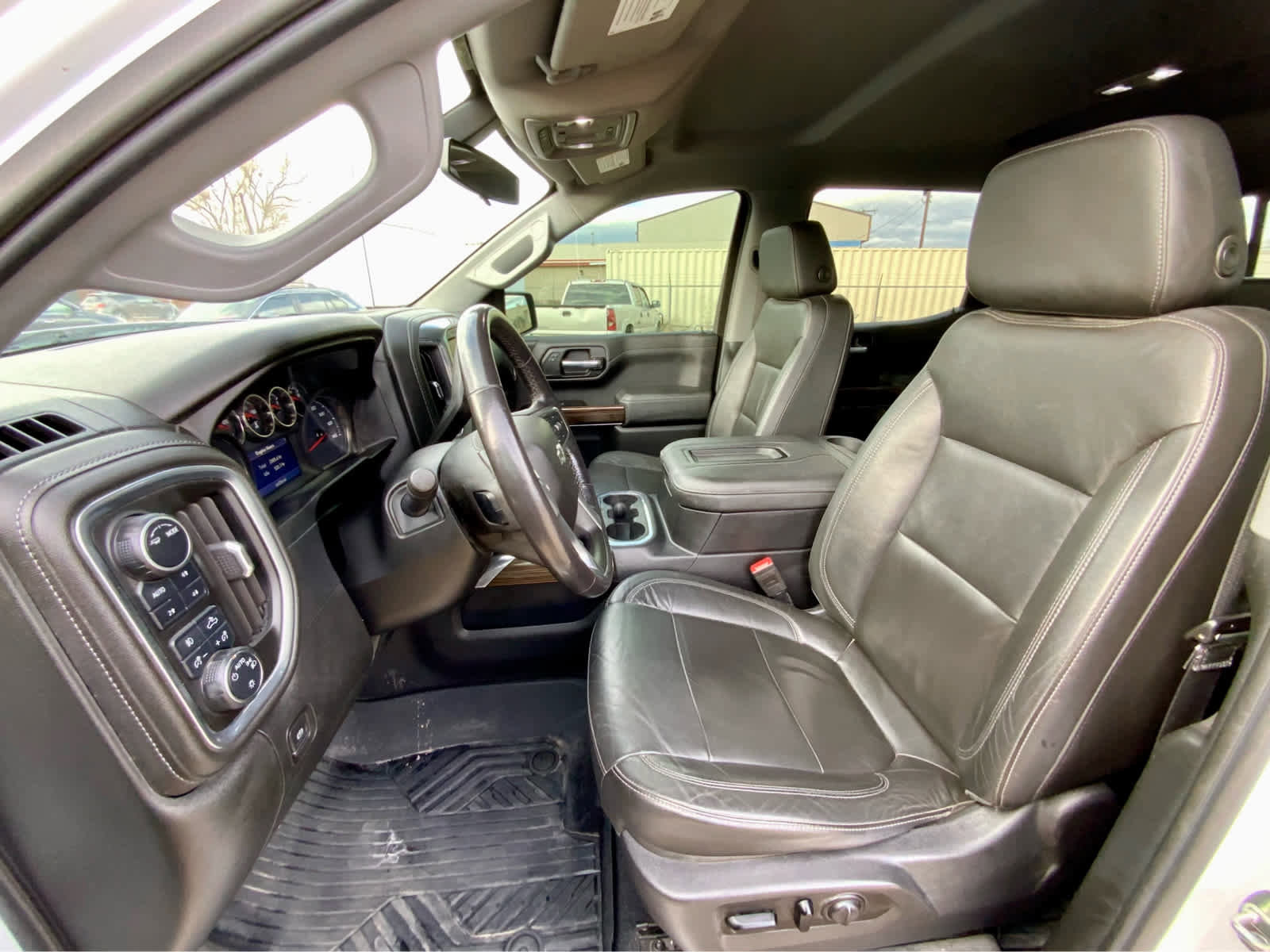 Used 2020 Chevrolet Silverado 1500 LT Trail Boss image 26