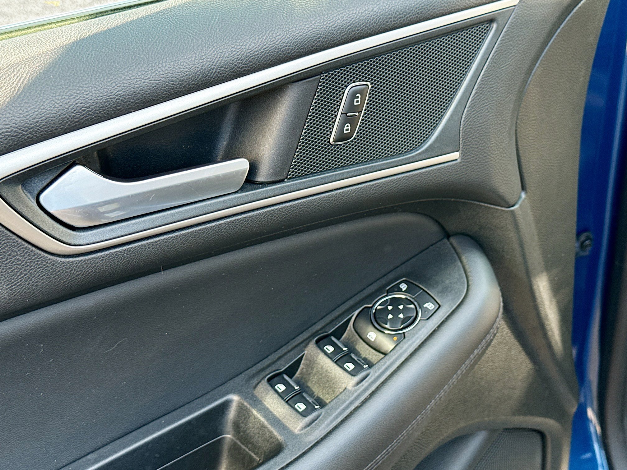 Certified 2024 Ford Edge SEL w/ Convenience Package AWD/4WD image 8