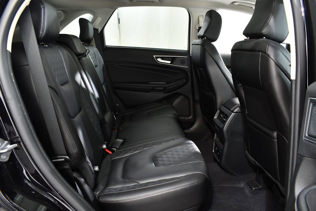 Used 2024 Ford Edge Titanium w/ Equipment Group 301A image 19