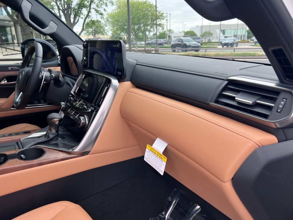 New 2026 Lexus LX 600 4WD w/ Luxury Package image 27