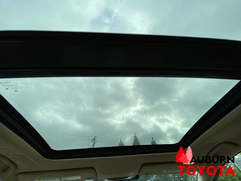 Used 2021 Acura RDX w/ Technology Package AWD/4WD image 29