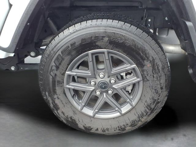 Used 2024 Jeep Gladiator Sport image 27