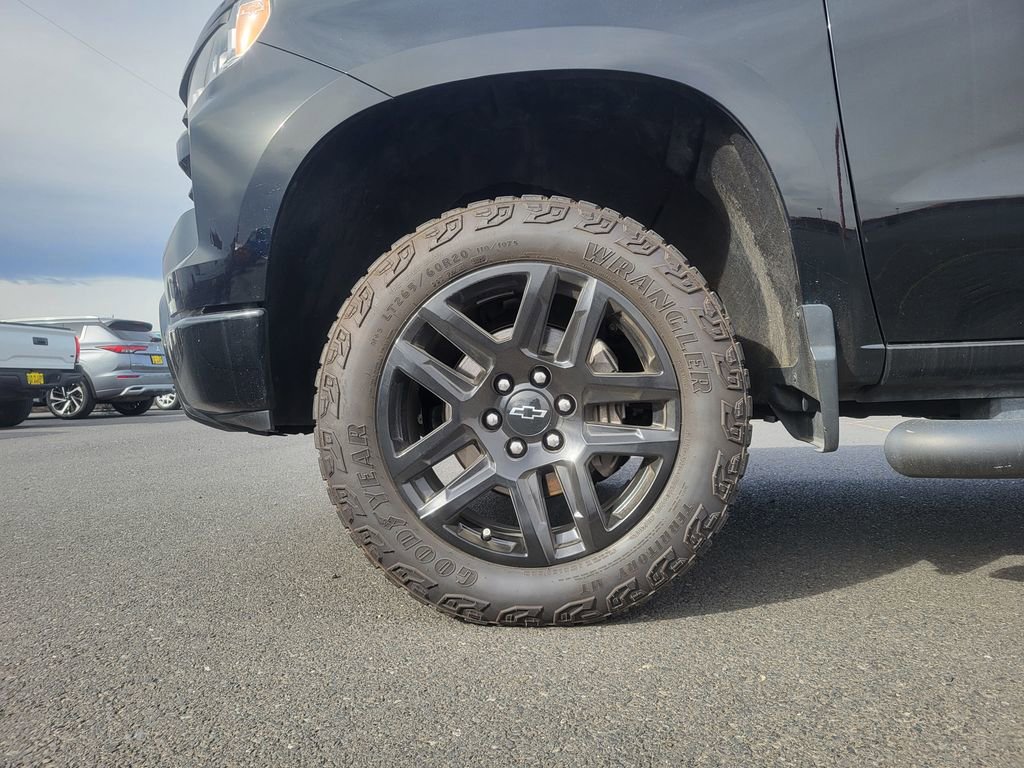 Used 2024 Chevrolet Silverado 1500 LT Trail Boss w/ LT Trail Boss Premium Package image 17