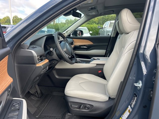 New 2026 Toyota Grand Highlander Limited image 15