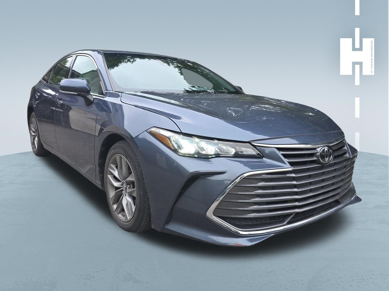 Used 2019 Toyota Avalon XLE w/ Moonroof Package